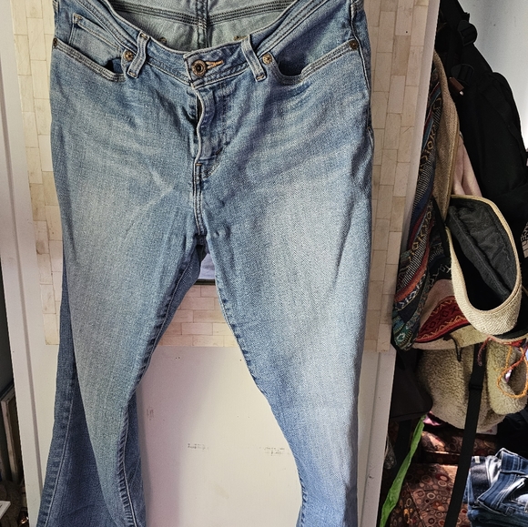 Levi's size 14 curvy, 525 bootcut jeans - Picture 4 of 4